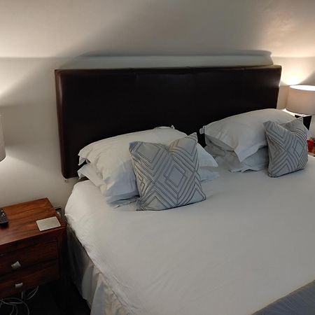 The Bath House Apartments - Free 1St Breakfast - Free Parking Экстерьер фото