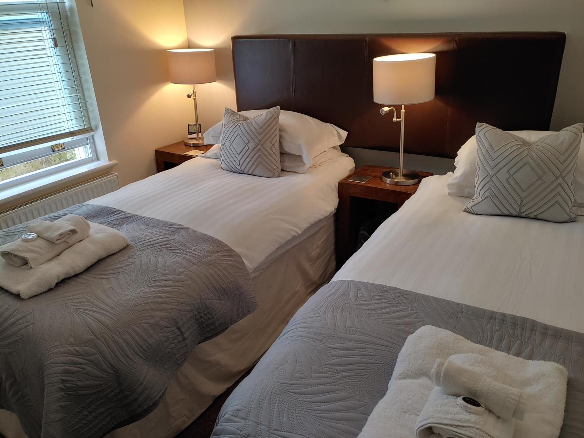 The Bath House Apartments - Free 1St Breakfast - Free Parking Экстерьер фото